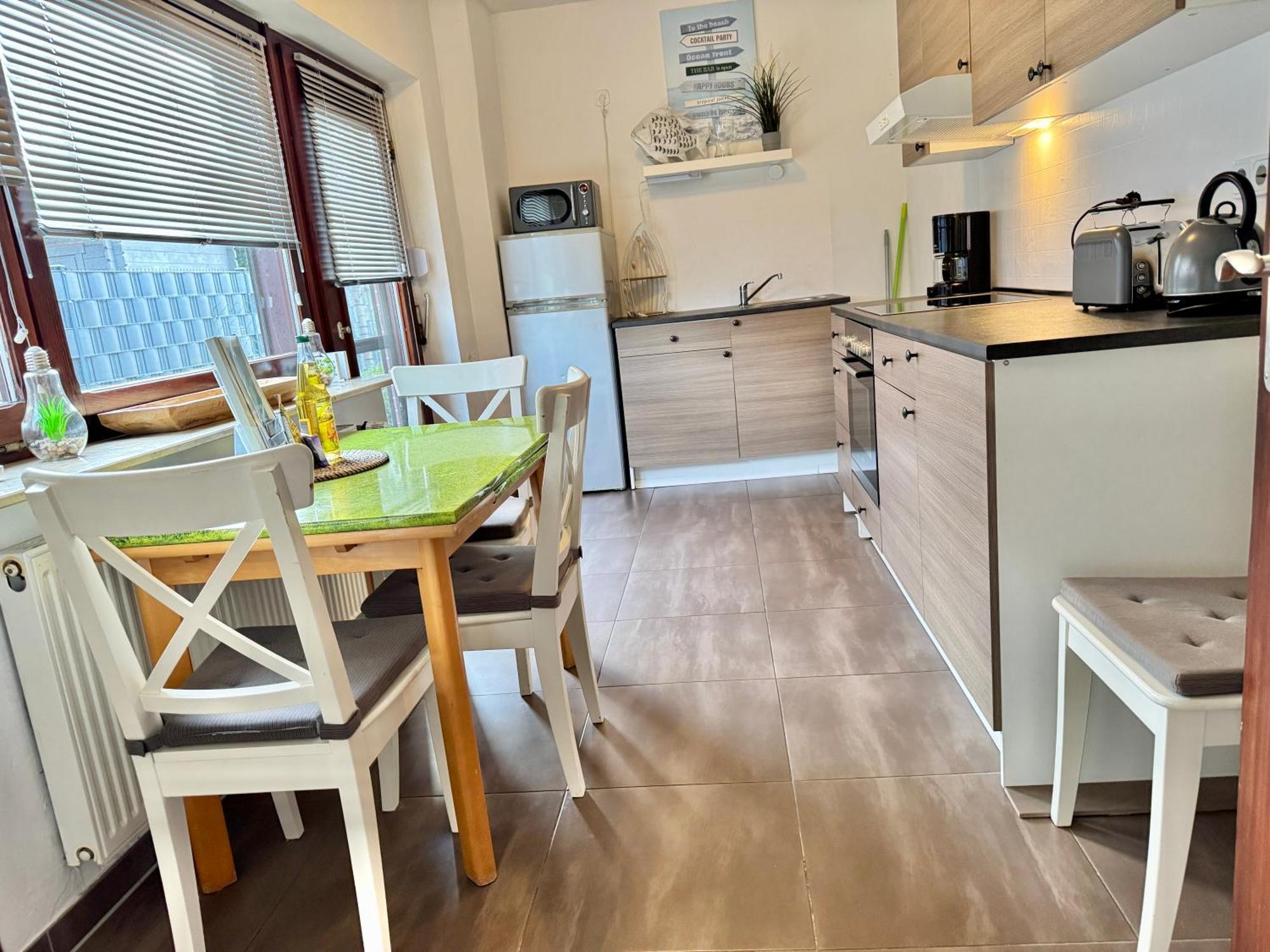 Ferienwohnung Im Erdgeschoss Mit Eingezaeunten Garten Und Terrasse Aurich Exterior photo