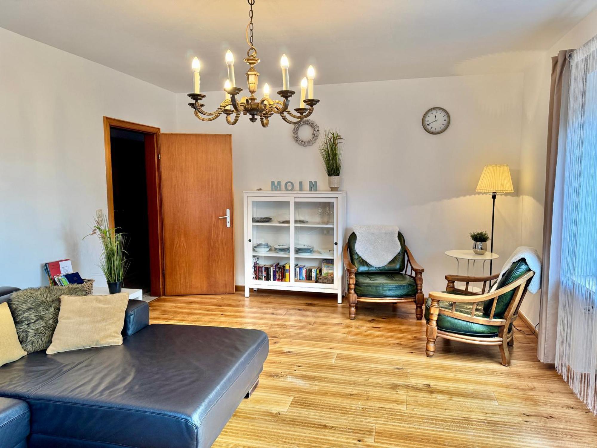 Ferienwohnung Im Erdgeschoss Mit Eingezaeunten Garten Und Terrasse Aurich Exterior photo